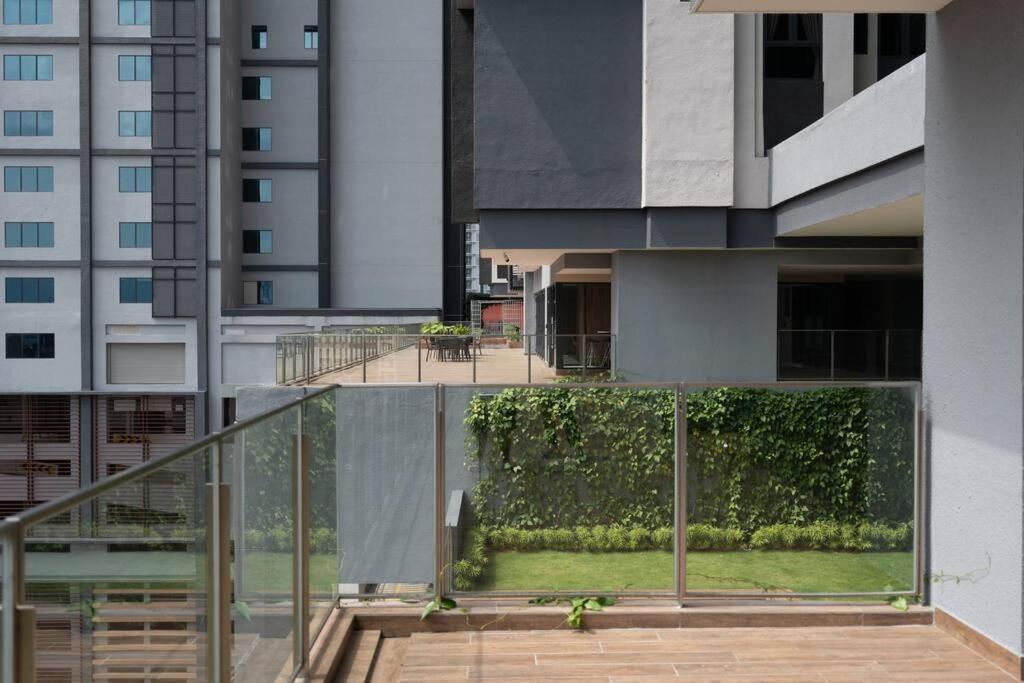 Entire Unit In * Kuala Lumpur